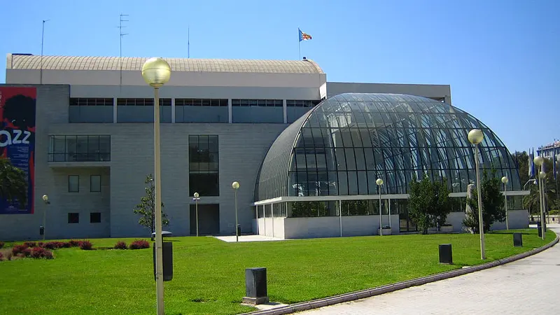 Der Palau mit den Blaskapellen