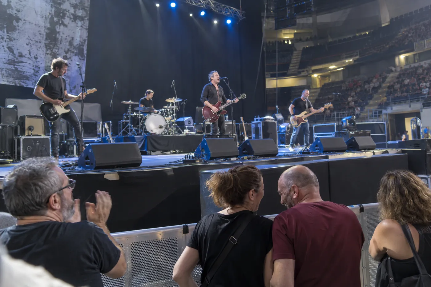 El Día H: Héroes del Silencio Tribute at Roig Arena