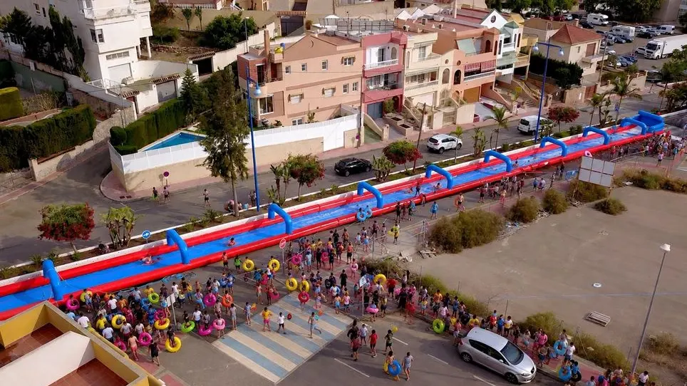 Tobogán acuático de 100 metros en Ontinyent