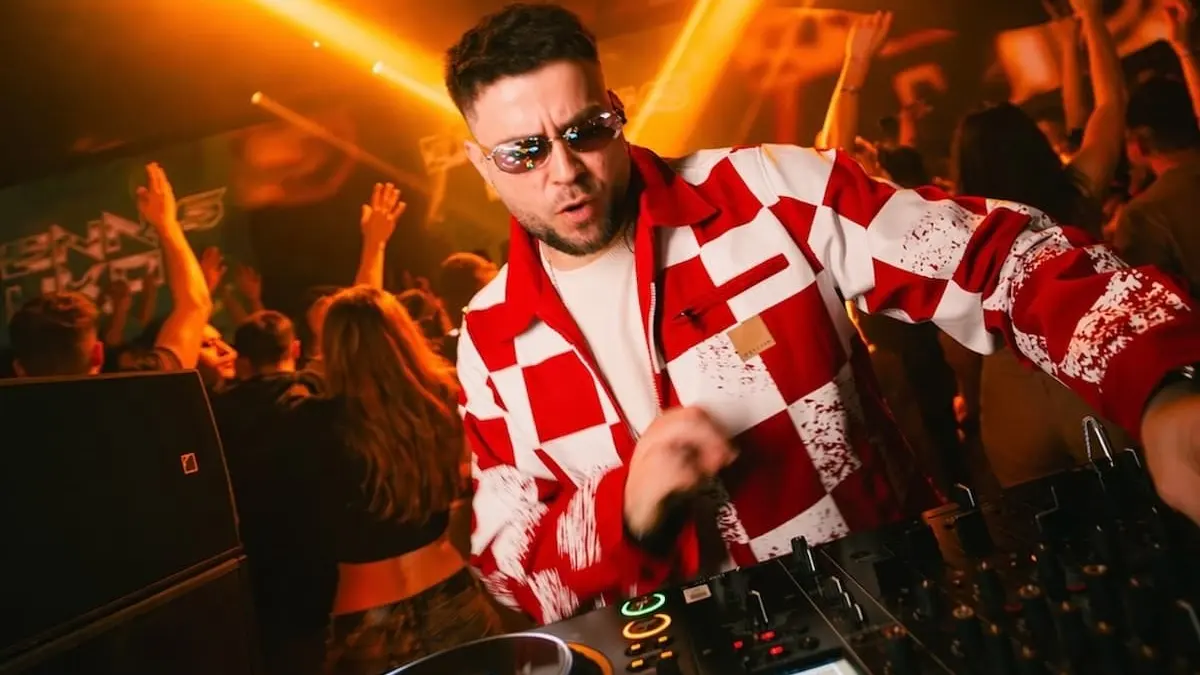 Dennis Uko live im Jagger Club