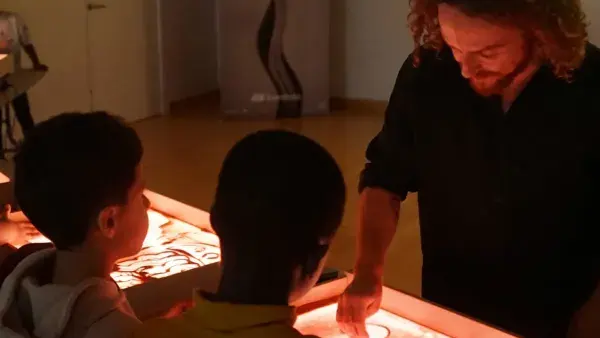Taller Música, Arena y Luz
