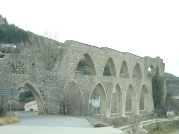 Aqüeducte de Santa Llúcia