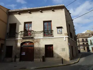 Casa del Comte de Zanoguera