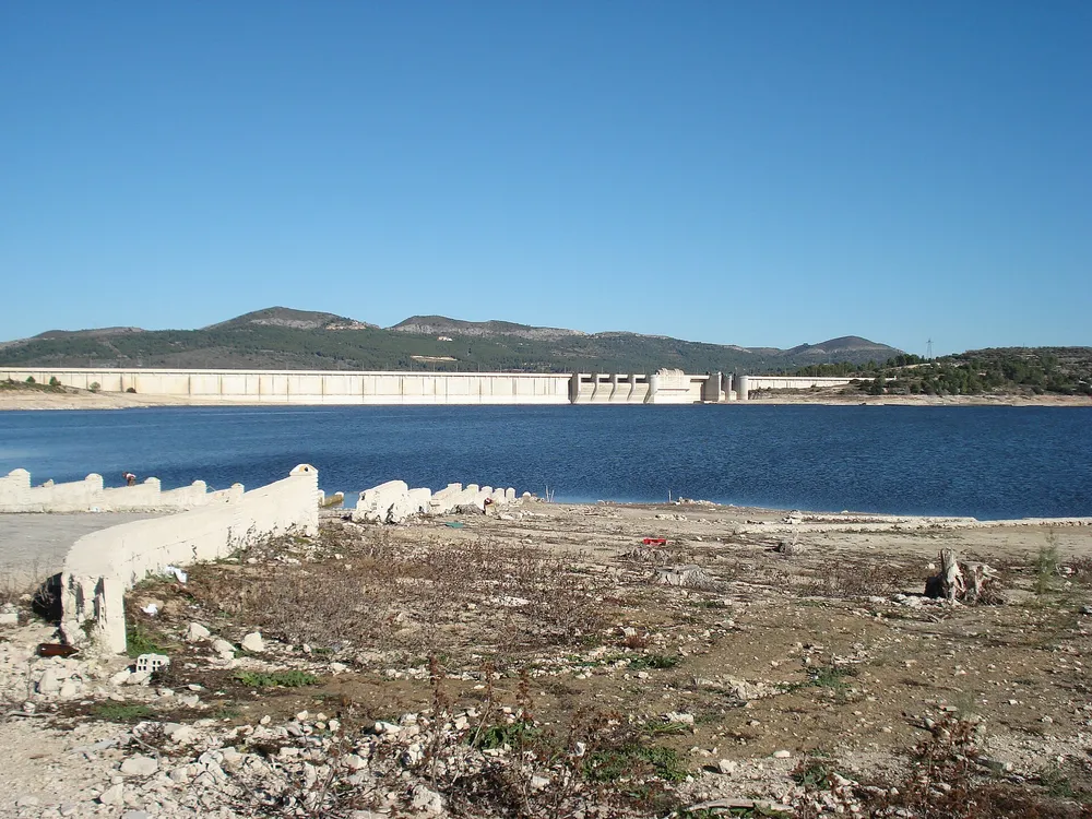 Embalse de Bellús