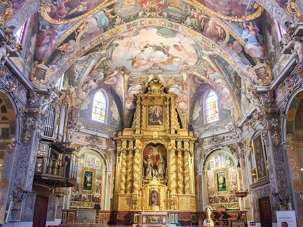 Iglesia de San Nicolás de Bari y San Pedro Mártir