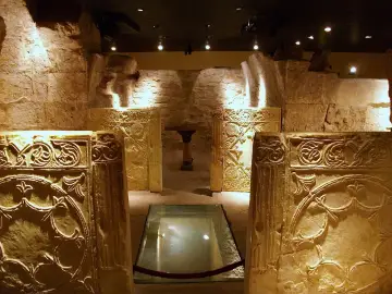 Cripta Arqueológica de la Cárcel de San Vicente Mártir